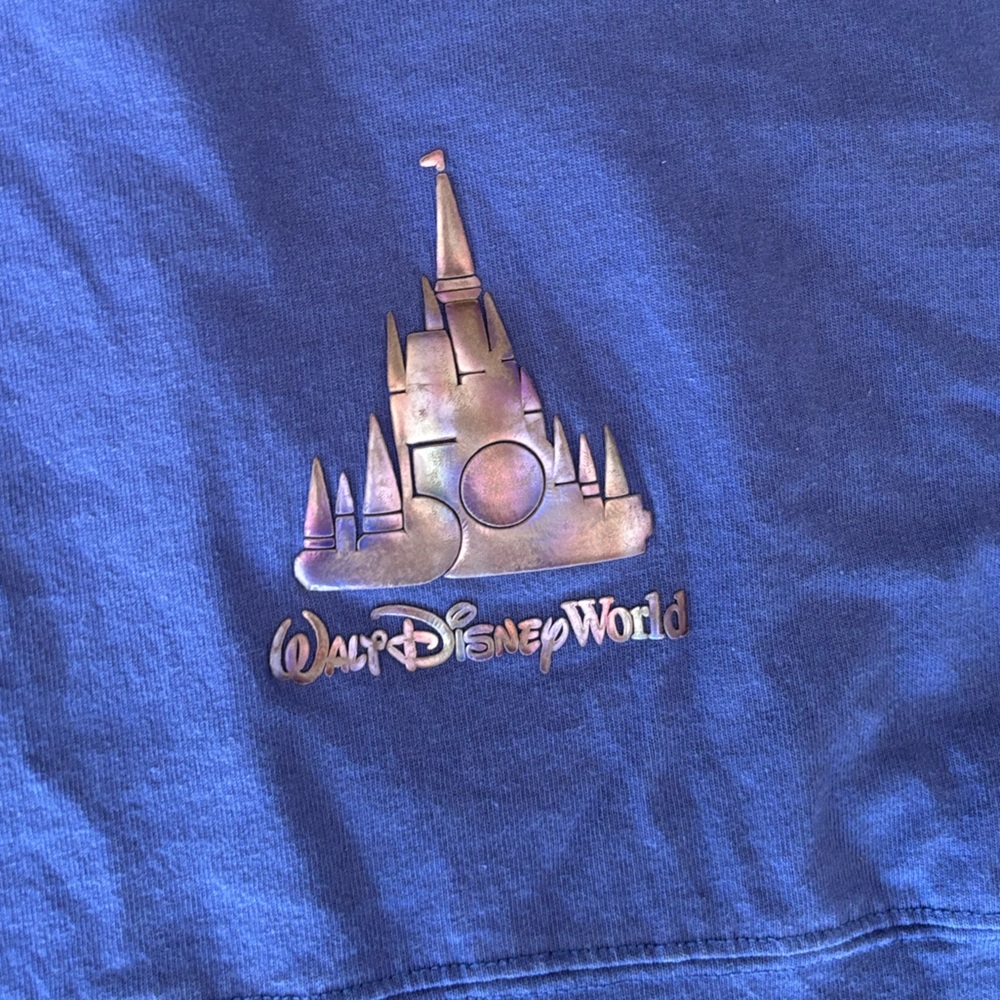 2021 Walt Disney World 50th Anniversary Castle Spirit Jersey Purple Size M - Picture 7 of 8